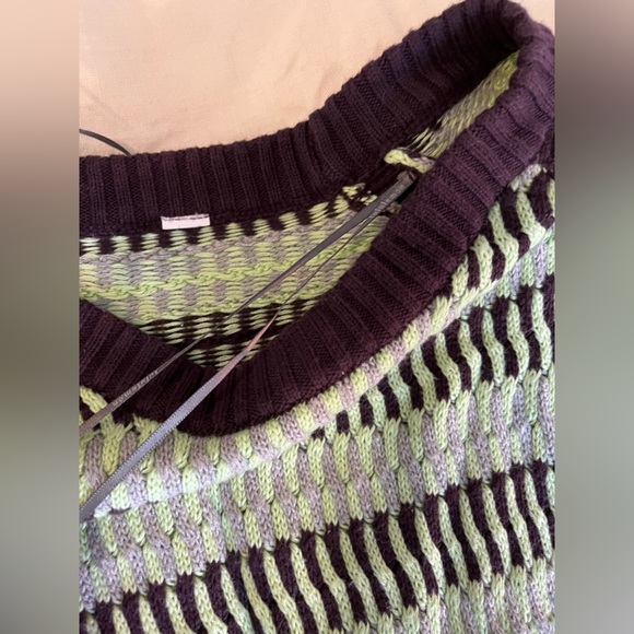 Lululemon Sweater - Picture 3 of 7